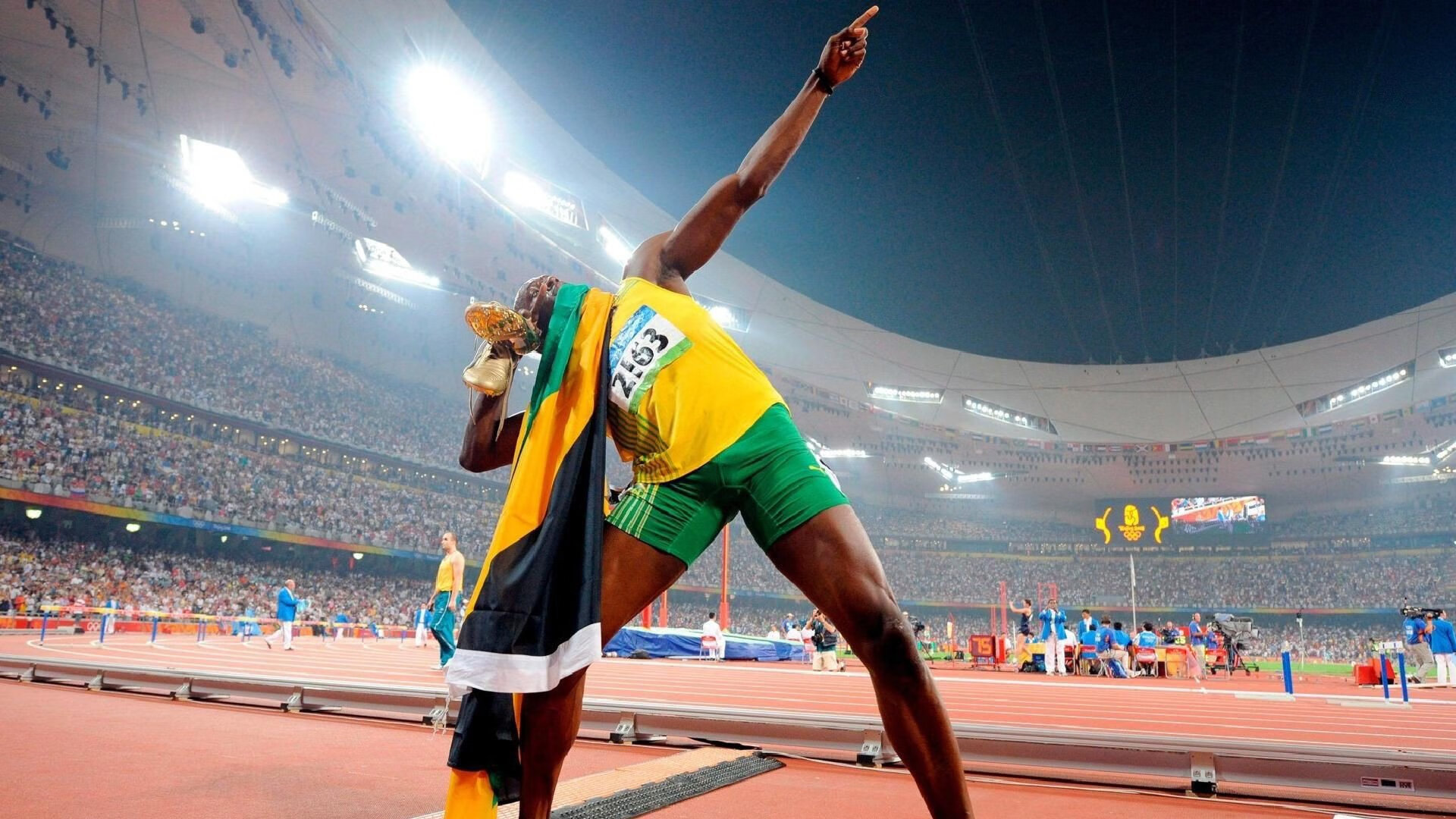 xingkong-专家建议加强足球基础设施建设，加快足球事业发展